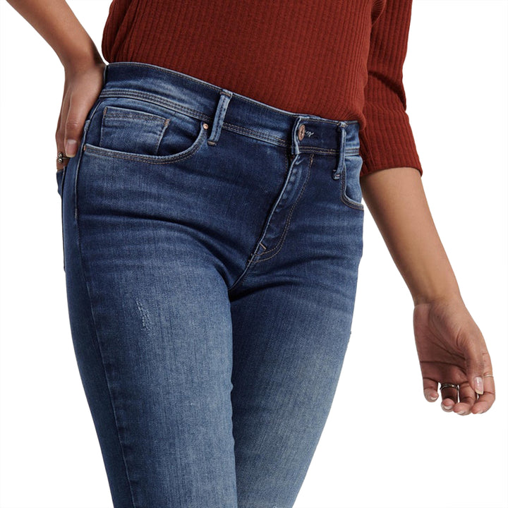 Women's skinny fit jeans with rips