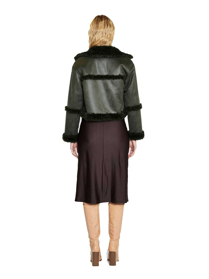 Glamorous green women's sheepskin coat