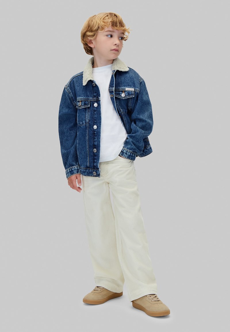 CALVIN KLEIN JEANS