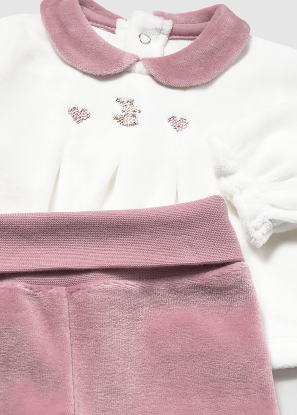 Completo neonata bianco e rosa Mayoral dettaglio del capo