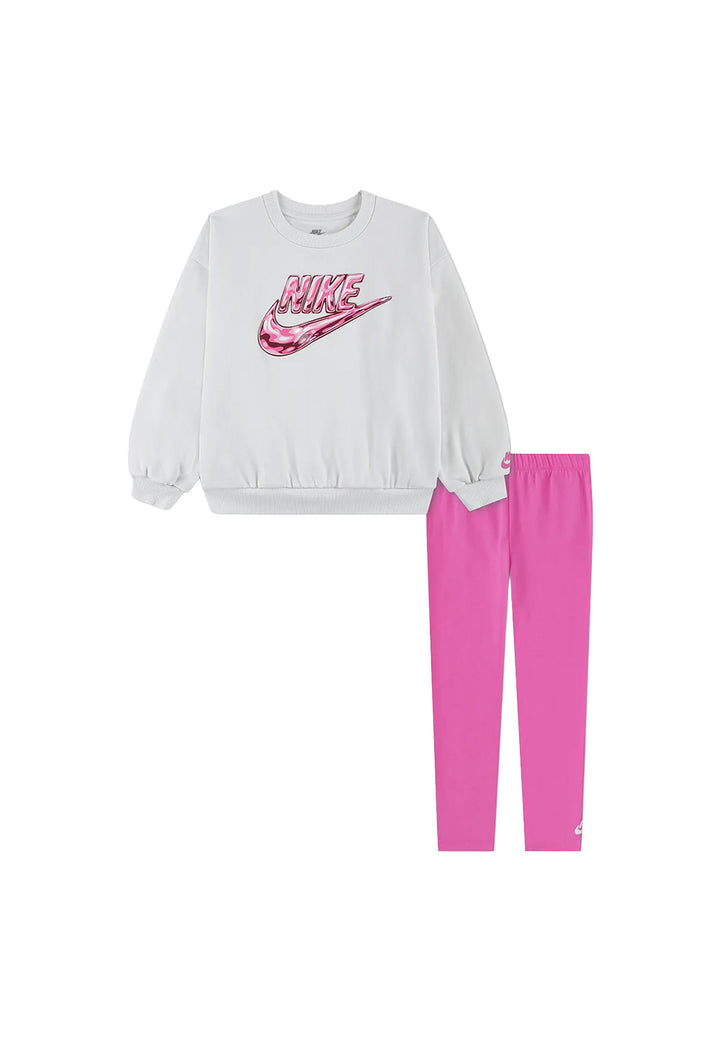 NIKE