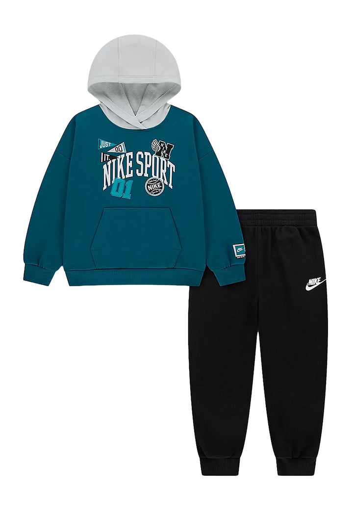 NIKE