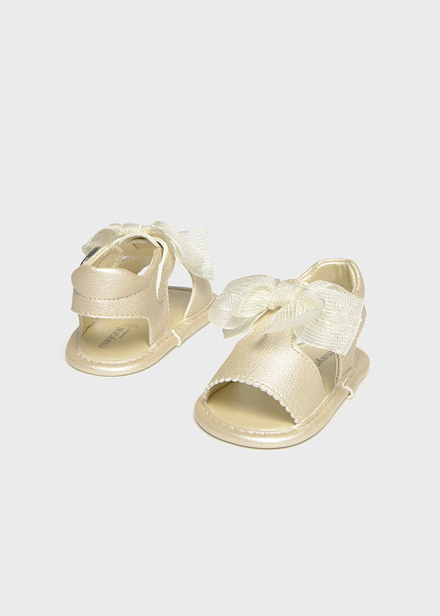 MAYORAL NEWBORN Scarpa culla MAYORAL NEWBORN da NEONATO - Champagne